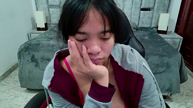 Chat XXX ao vivo de laureentt_