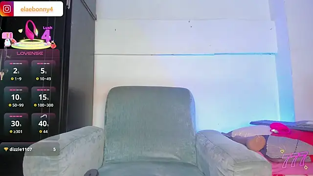XXX chat uživo modela Keily-w