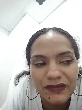 Chatroom XXX en direct de Karen_Ariass
