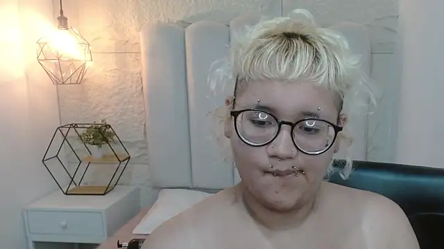 Chatroom XXX en direct de Echypyon_