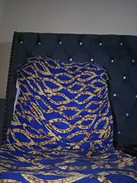 pussyqueene Chat XXX live