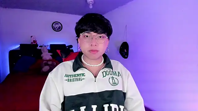 Webkamerová show AnggelONfiree