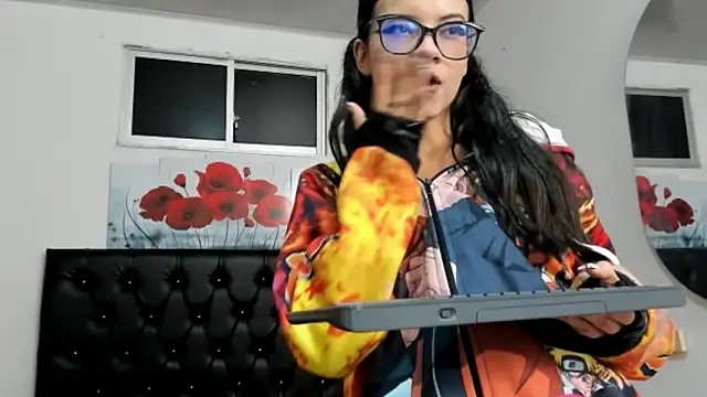 pinky_f00x Chat XXX live