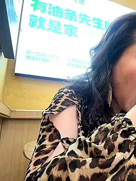 Chat +18 de anna_kk ao vivo