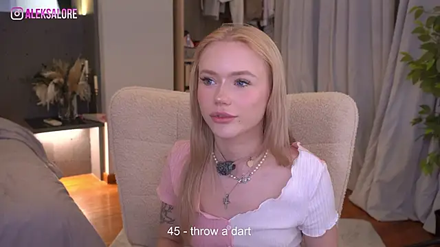 LexieLoree's Live XXX Chat