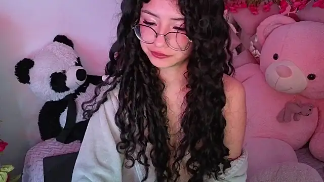 ShySheep_ Adlı Modelin Canlı XXX Sohbeti