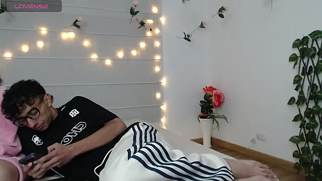 Sarabubbie Chat XXX in diretta