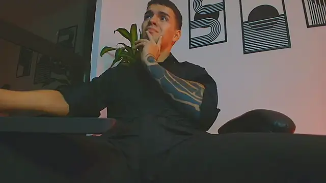 ALPHA_DOMINUS_ Webcam show