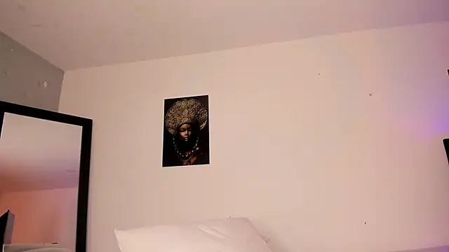 Dylan_Turnerr: онлайн-секс-чат
