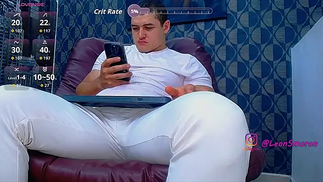 XXX chat uživo modela Leonsmoron