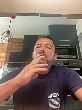 daddy3945 Chat XXX in diretta