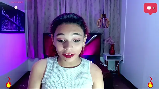 luisa__torres 现场XXX聊天