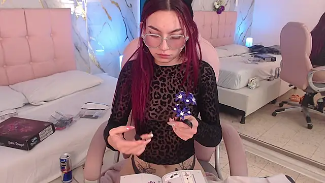 Red_kytty6 élő XXX-chatje