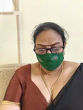 jyosthna: απευθείας συνομιλία ΧΧΧ