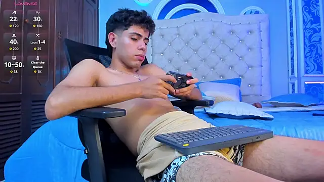 hunterwest06 live XXX chat