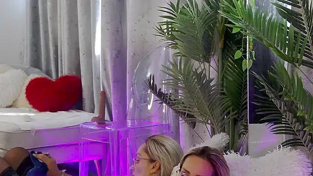 IsabelleEthan Live XXX Chat