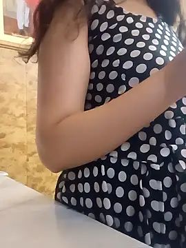 Chat XXX en directo de Aachal_7