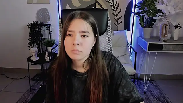 Chat XXX en directo de SayaHeartnet