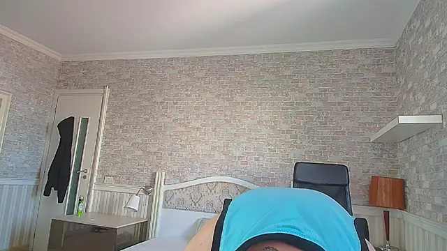 Chatroom XXX en direct de JonahShaw