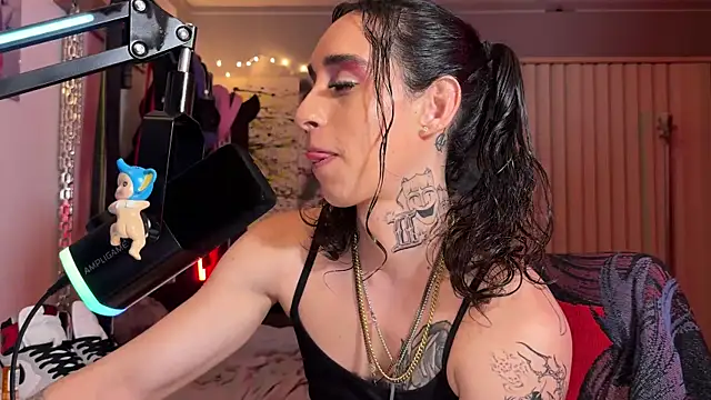 xoFrankie Live XXX-chat