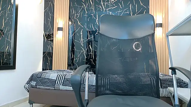 XXX chat uživo modela ValeriHot_1