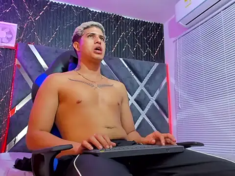 Živý XXX chat dominic_connor