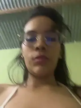 Shalimar1_'s Live XXX Chat