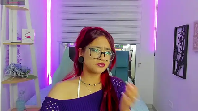 Živý XXX chat Sara_Red_X