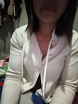 Emma-sin Chat XXX in diretta