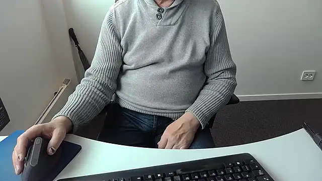 XXX chat uživo modela Buggemann
