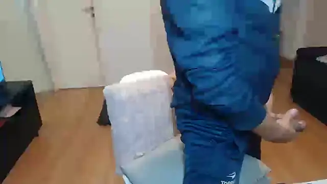 guachin_hunk élő XXX-chatje