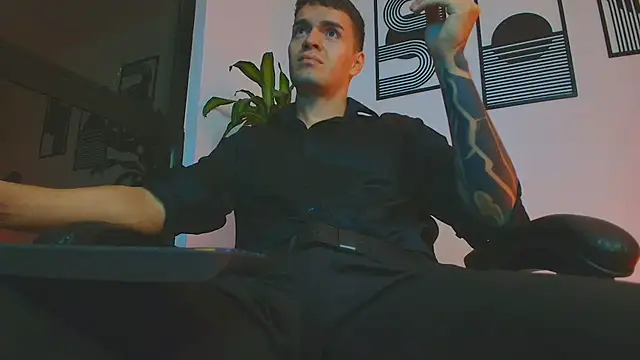 Webkamerová show ALPHA_DOMINUS_