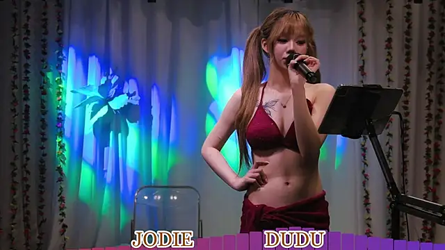 Chatroom XXX en direct de yznt-dudu