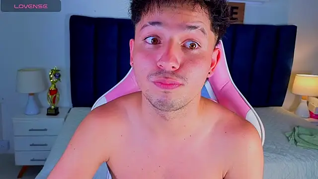 Issac_james_ 现场XXX聊天