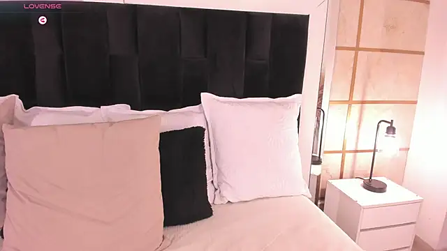 Crystal_Rose__のライブXXXチャット