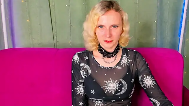 LikiLips live XXX chat