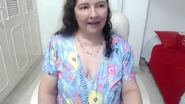 leonela_69's Live XXX Chat