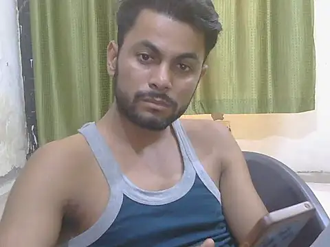 دردشة Stubborndesiboy الجنسية المباشرة