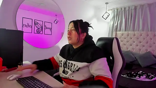 Czat XXX na żywo – sofia_klarck