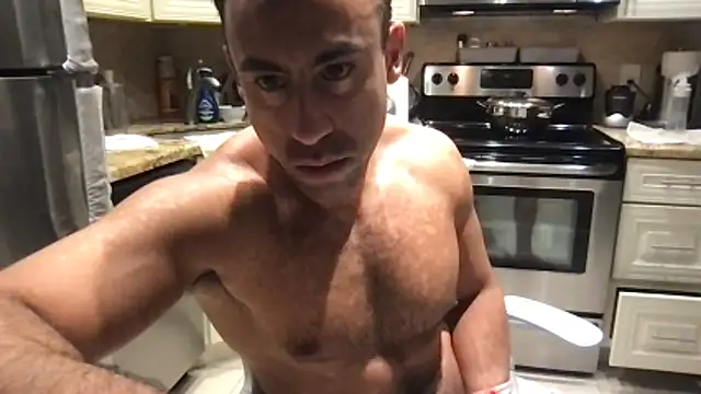 BigGuyMuscle's Live XXX Chat