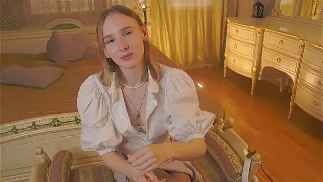 Онлайн чат XXX HelaineLube
