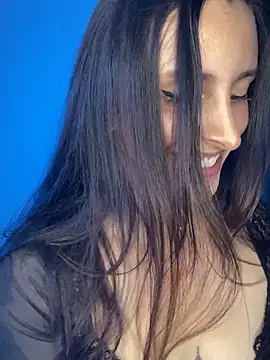 RinNox Adlı Modelin Canlı XXX Sohbeti