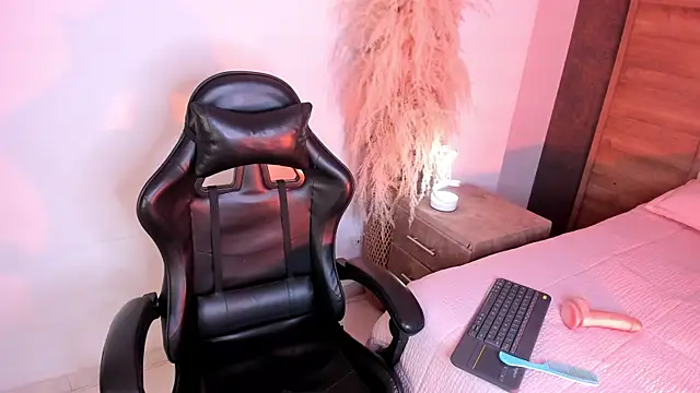 CristineRain's Live XXX Chat