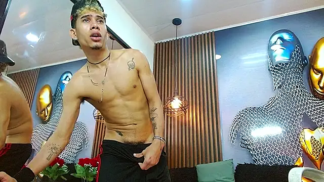 Skinny_cute_Alyer's Live XXX Chat