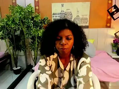 צ'אט XXX בשידור חי של XtinaRave