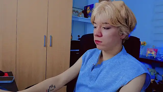 duvisex19 élő XXX-chatje