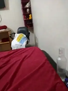 hotyuvraj69 Webcam-Show