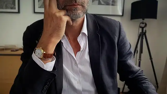 mecchaude: απευθείας συνομιλία ΧΧΧ