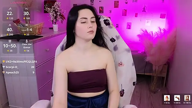 NoraLumi's Live XXX Chat