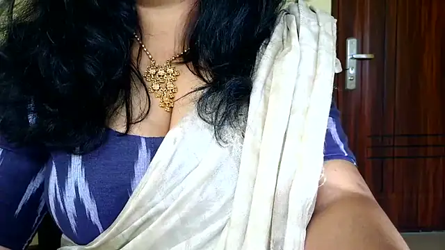 دردشة Mallu_MayaMadhav الجنسية المباشرة